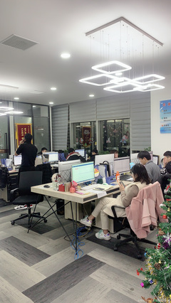 鼎億經濟信息咨詢 賦能決策，連接價值的信息橋梁